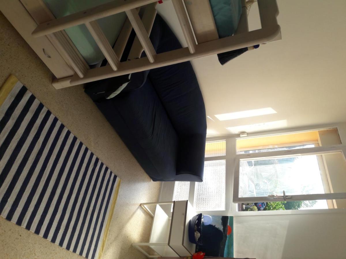 Apartment Joli Appt 2 Et Avec Parking Dans Ombragee Et Calme 5mns Et Commerces