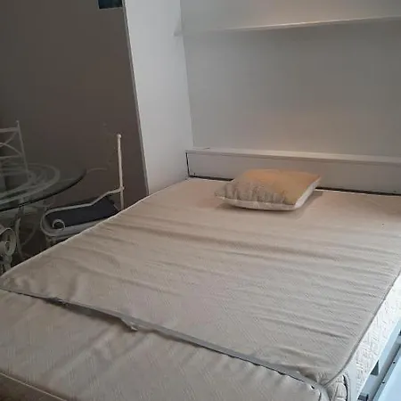 Joli Appt 2 Chambres Et Studio Avec Parking Dans Residence Ombragee Et Calme 5Mns Plage Et Commerces Le Grau-du-Roi Exterior foto