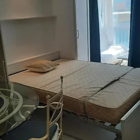 Joli Appt 2 Chambres Et Studio Avec Parking Dans Residence Ombragee Et Calme 5Mns Plage Et Commerces Le Grau-du-Roi Exterior foto