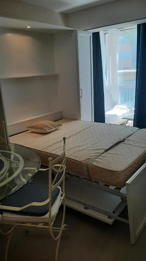 Apartment Joli Appt 2 Et Avec Parking Dans Ombragee Et Calme 5mns Et Commerces Le Grau-du-Roi