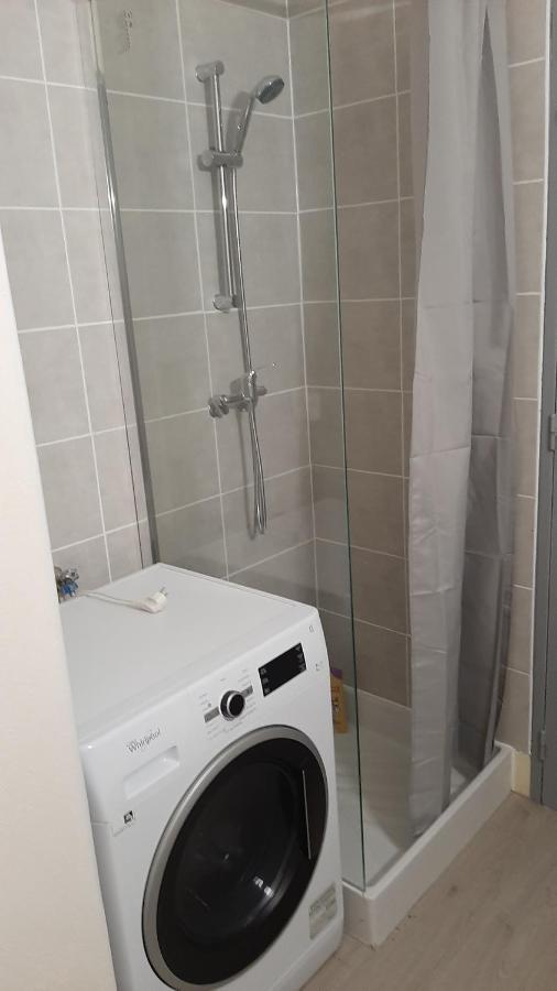 Apartment Joli Appt 2 Et Avec Parking Dans Ombragee Et Calme 5mns Et Commerces Le Grau-du-Roi